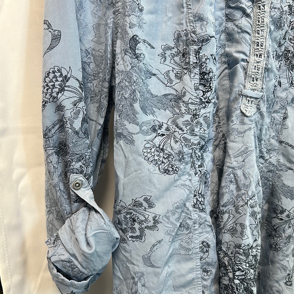 Vintage America Light Blue Floral Tunic - Picture 3 of 9